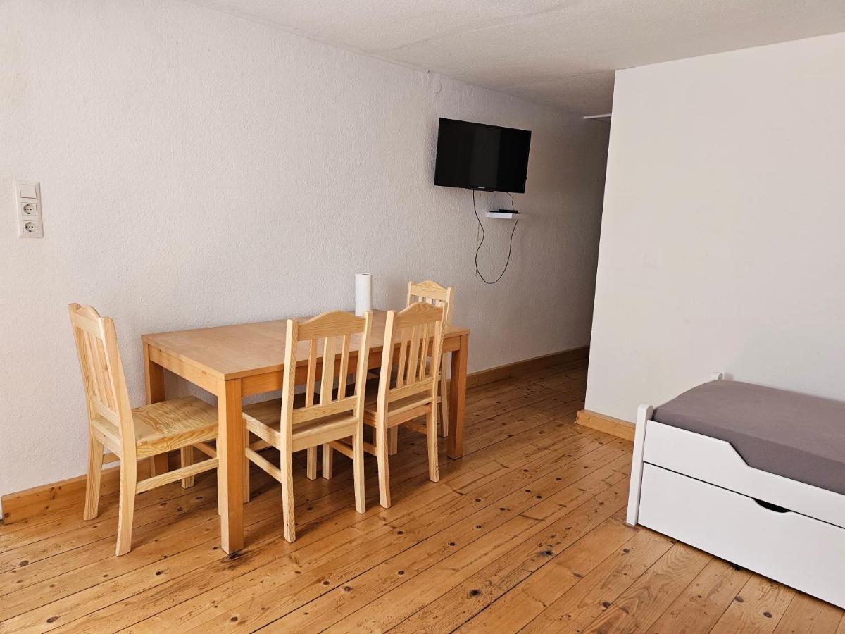 B76, Lauterach, Vorarlberg Apartments Екстериор снимка