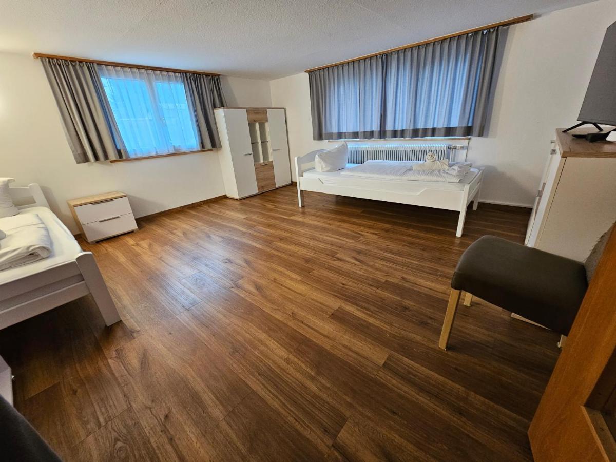 B76, Lauterach, Vorarlberg Apartments Екстериор снимка