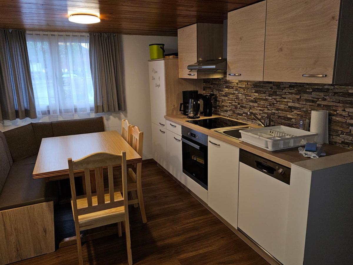 B76, Lauterach, Vorarlberg Apartments Екстериор снимка