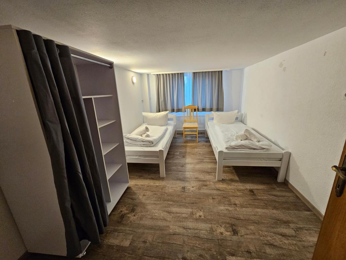 B76, Lauterach, Vorarlberg Apartments Екстериор снимка